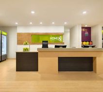 Home2 Suites by Hilton Roanoke Lobby