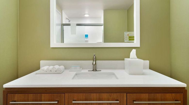 <b>Home2 Suites by Hilton Roanoke Room</b>. Images powered by <a href="https://iceportal.shijigroup.com/" title="IcePortal" target="_blank">IcePortal</a>.
