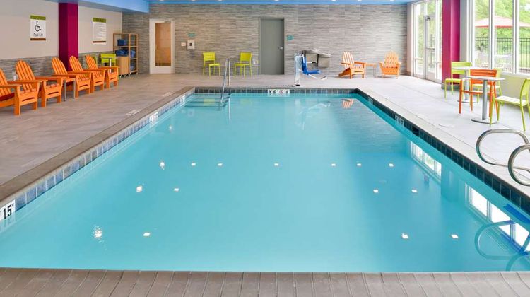 Home2 Suites By Hilton Dupont Pool