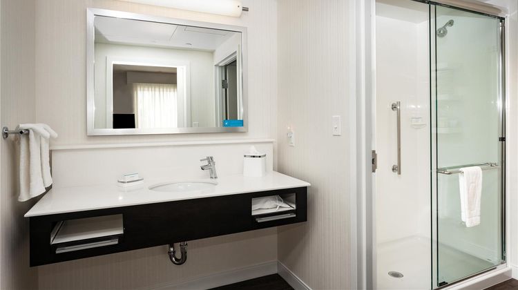 Hampton Inn & Suites Seattle/Northgate Room