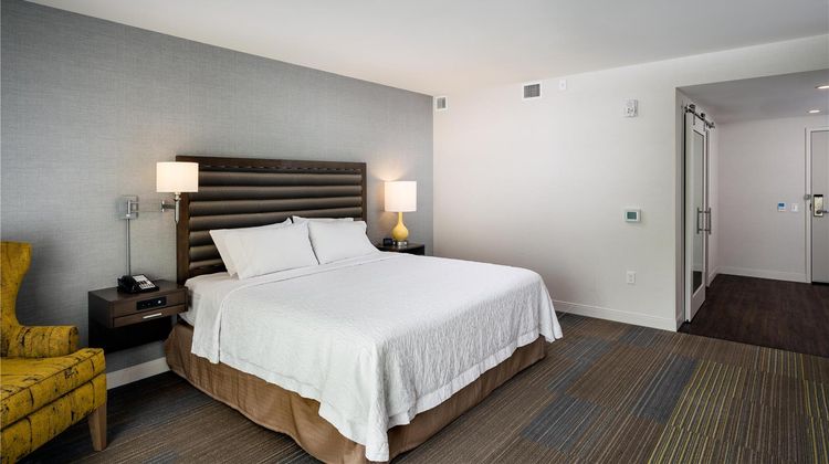 Hampton Inn & Suites Seattle/Northgate Room
