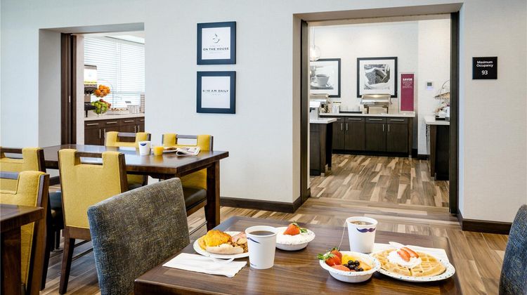 Hampton Inn & Suites Seattle/Northgate Restaurant