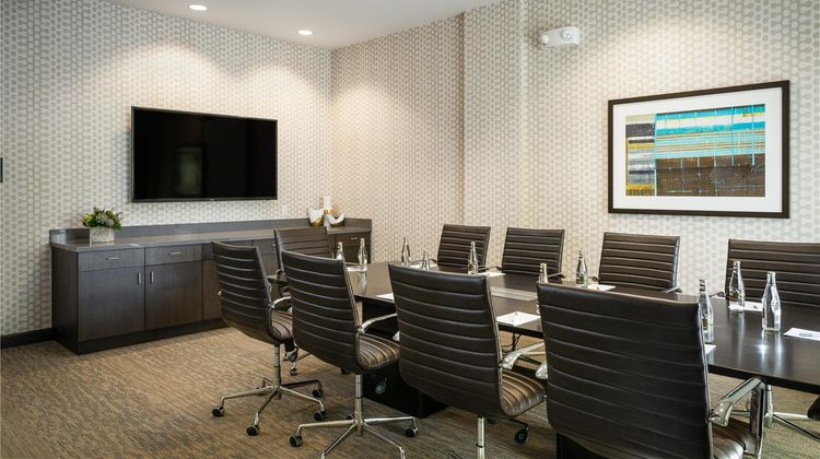 Hampton Inn & Suites Seattle/Northgate Meeting