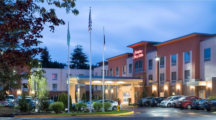 Hampton Inn & Suites Seattle/Redmond Exterior