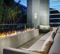 Hampton Inn & Suites Santa Monica Exterior