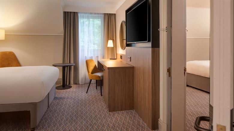 <b>DoubleTree by Hilton Hotel Southampton Room</b>. Images powered by <a href="https://iceportal.shijigroup.com/" title="IcePortal" target="_blank">IcePortal</a>.