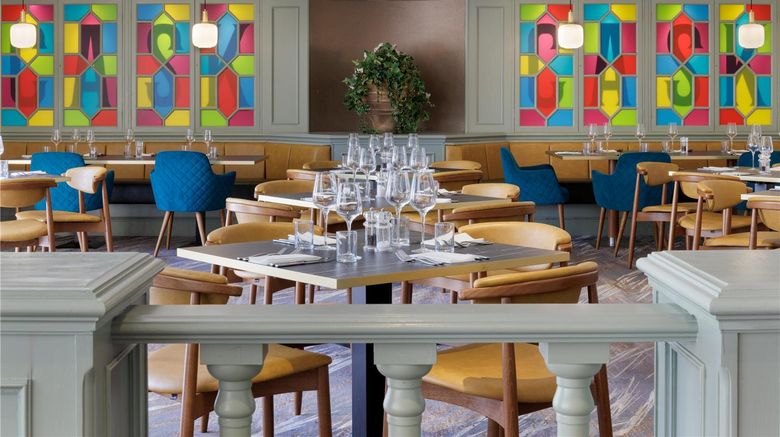 <b>DoubleTree by Hilton Hotel Southampton Restaurant</b>. Images powered by <a href="https://iceportal.shijigroup.com/" title="IcePortal" target="_blank">IcePortal</a>.