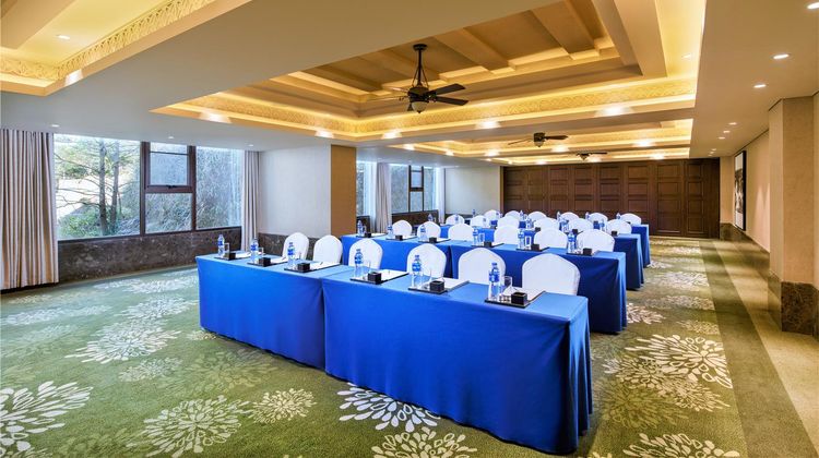Hilton Sanqingshan Resort Meeting