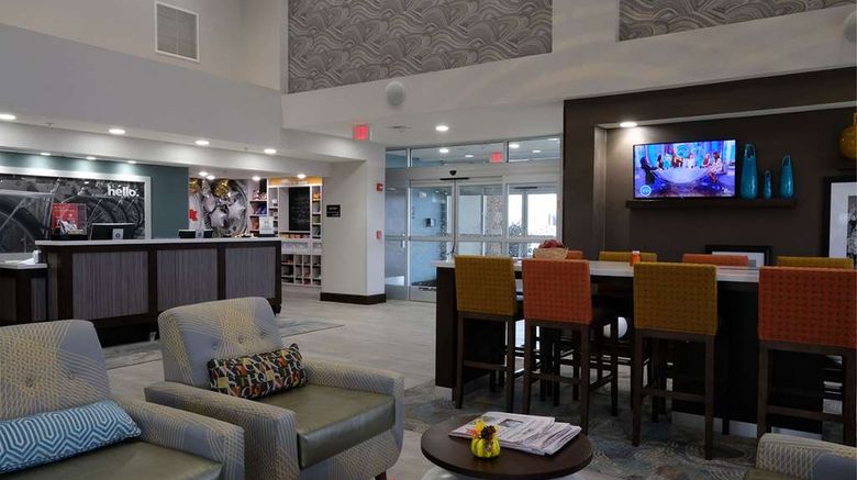 <b>Hampton Inn Searcy Lobby</b>. Images powered by <a href="https://iceportal.shijigroup.com/" title="IcePortal" target="_blank">IcePortal</a>.