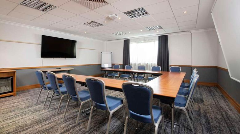 <b>DoubleTree by Hilton Swindon Meeting</b>. Images powered by <a href="https://iceportal.shijigroup.com/" title="IcePortal" target="_blank">IcePortal</a>.
