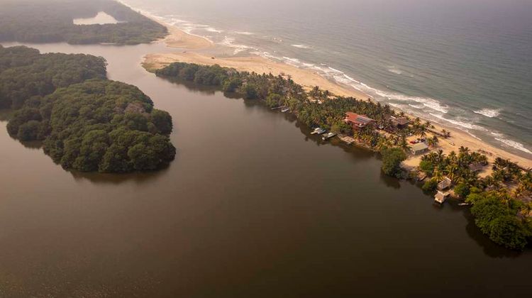 Indura Beach & Golf Resort, Curio Coll Exterior