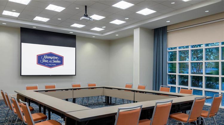Hampton Inn & Suites Tampa Airport Avion Meeting