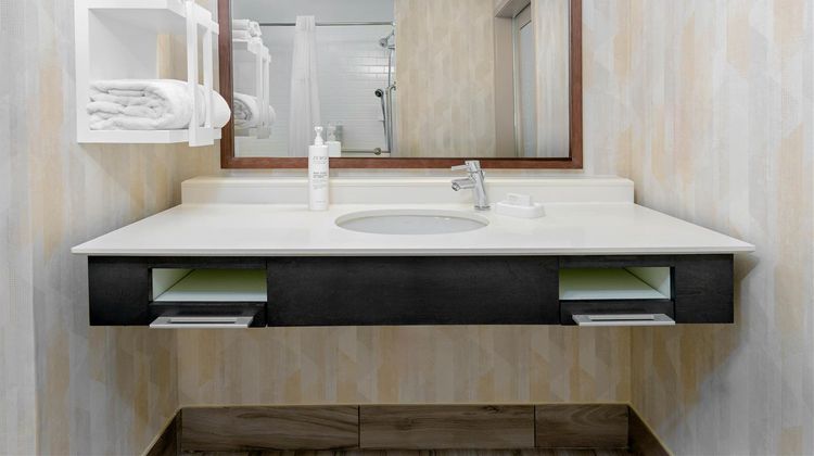 Hampton Inn & Suites Tampa Airport Avion Room