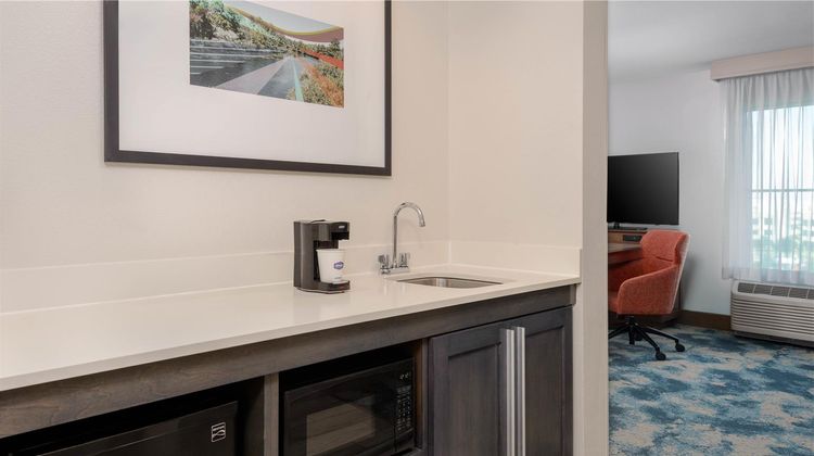 Hampton Inn & Suites Tampa Airport Avion Other