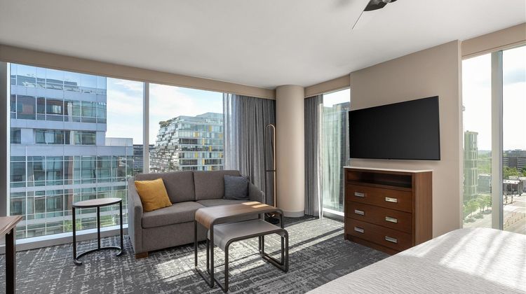 Homewood Suites DC Capitol Navy Yard Room