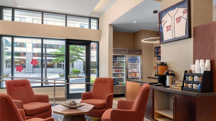 Homewood Suites DC Capitol Navy Yard Lobby
