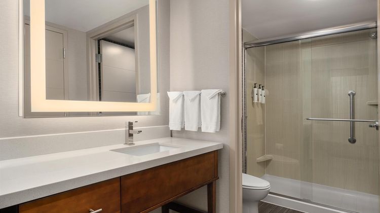 Homewood Suites DC Capitol Navy Yard Room