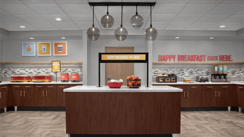 <b>Hampton Inn Yemassee/Point South Restaurant</b>. Images powered by <a href="https://iceportal.shijigroup.com/" title="IcePortal" target="_blank">IcePortal</a>.