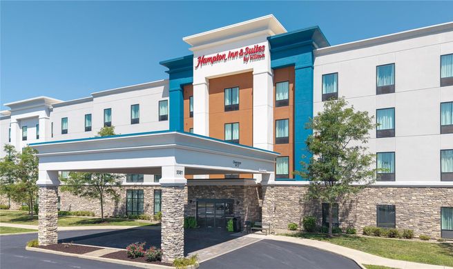 Hampton Inn & Suites Niles/Warren Exterior