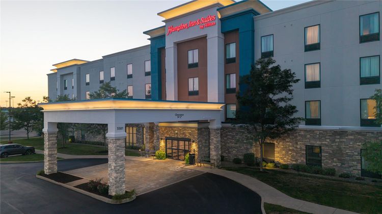 Hampton Inn & Suites Niles/Warren Exterior