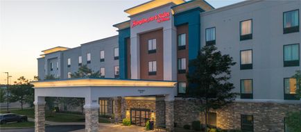 Hampton Inn & Suites Niles/Warren Exterior