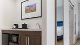 <b>Hampton Inn & Suites Niles/Warren Other</b>. Images powered by <a href="https://iceportal.shijigroup.com/" title="IcePortal" target="_blank">IcePortal</a>.