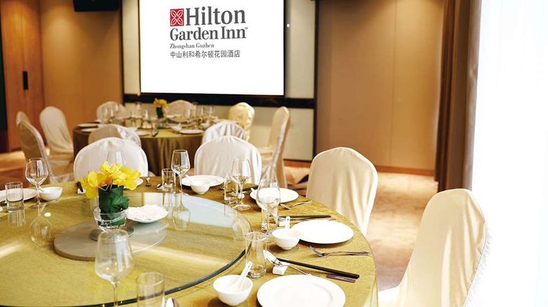 <b>Hilton Garden Inn Zhongshan Guzhen Meeting</b>. Images powered by <a href="https://iceportal.shijigroup.com/" title="IcePortal" target="_blank">IcePortal</a>.