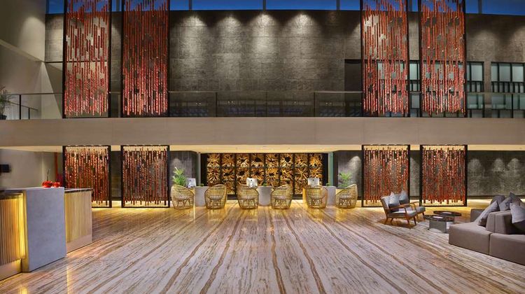 Golden Tulip Holland Resort Conference Lobby
