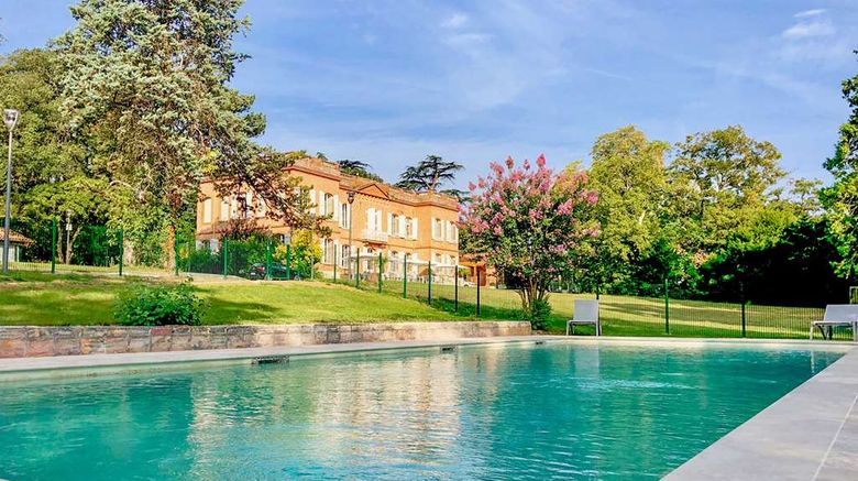 <b>Le Domaine de Montjoie, BW Premier Coll Pool</b>. Images powered by <a href="https://iceportal.shijigroup.com/" title="IcePortal" target="_blank">IcePortal</a>.