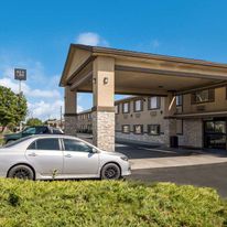 Red Lion Inn & Suites Ontario