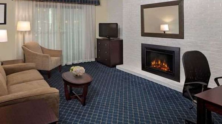 <b>Boxboro Regency Hotel & Conference Ctr Suite</b>. Images powered by <a href="https://iceportal.shijigroup.com/" title="IcePortal" target="_blank">IcePortal</a>.