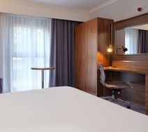 DoubleTree by Hilton Edinburgh Airport Room