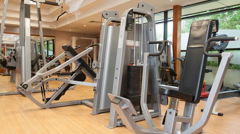 <b>DoubleTree by Hilton Edinburgh Airport Health</b>. Images powered by <a href="https://iceportal.shijigroup.com/" title="IcePortal" target="_blank">IcePortal</a>.