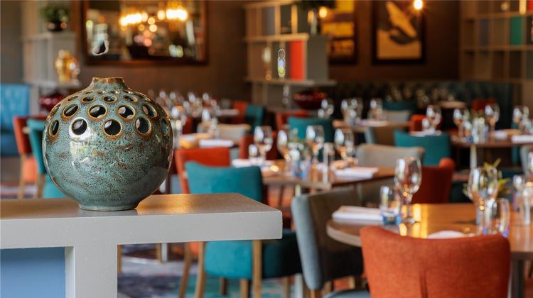 DoubleTree by Hilton Edinburgh Airport Restaurant