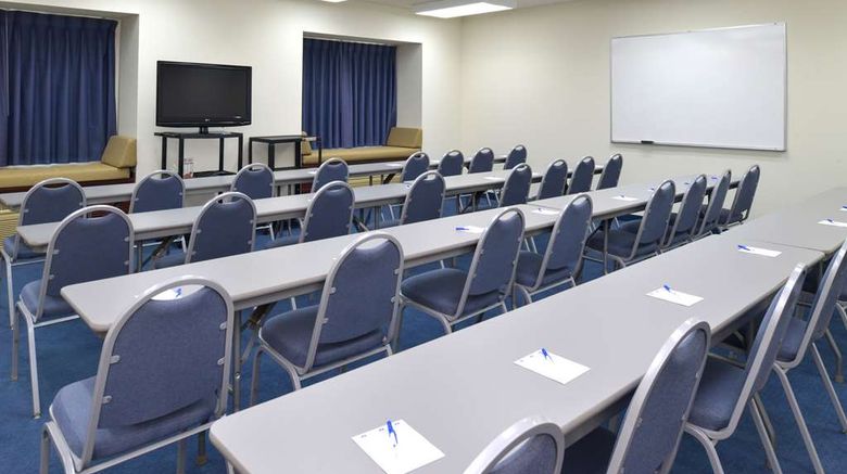 <b>Americas Best Value Inn/Suites Maryville Meeting</b>. Images powered by <a href="https://iceportal.shijigroup.com/" title="IcePortal" target="_blank">IcePortal</a>.