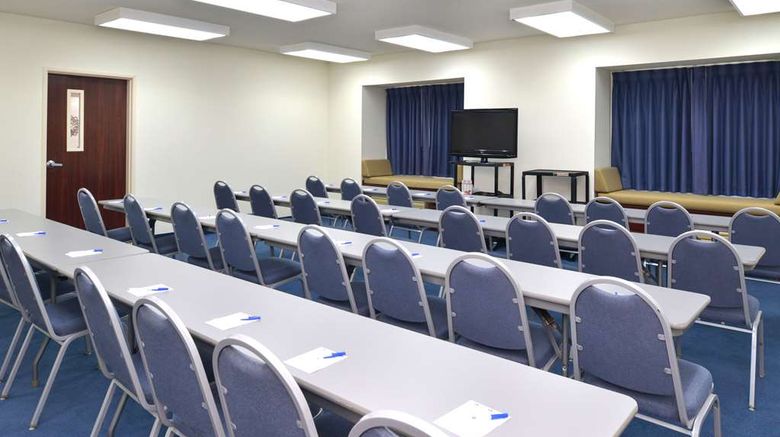 <b>Americas Best Value Inn/Suites Maryville Meeting</b>. Images powered by <a href="https://iceportal.shijigroup.com/" title="IcePortal" target="_blank">IcePortal</a>.