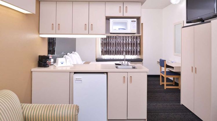 Americas Best Value Inn/Suites Maryville Suite