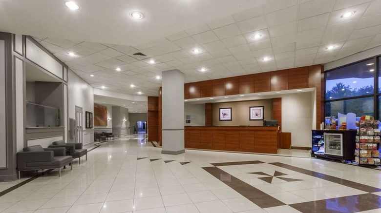 <b>Wyndham Southbury Lobby</b>. Images powered by <a href="https://iceportal.shijigroup.com/" title="IcePortal" target="_blank">IcePortal</a>.