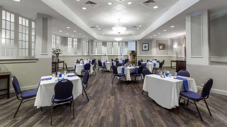 Wyndham Southbury Restaurant