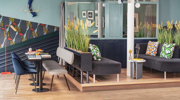 Bob Hotel Restaurant
