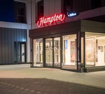 Hampton by Hilton Aberdeen Airport Exterior