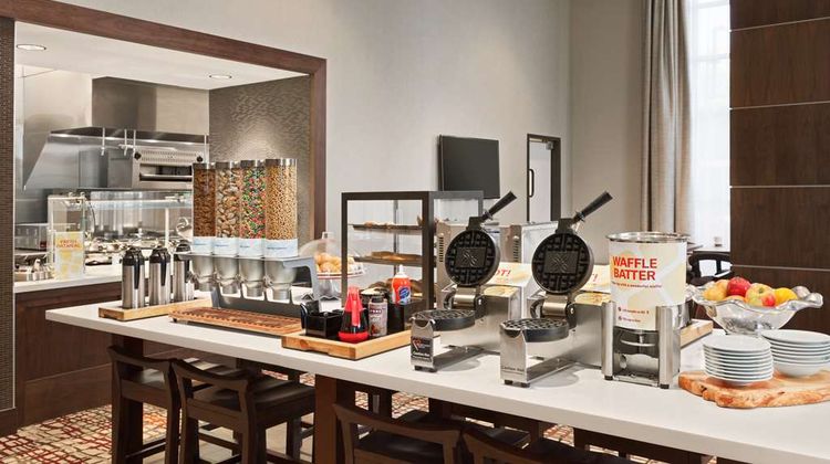 Hilton Garden Inn Charlotte/SouthPark Restaurant