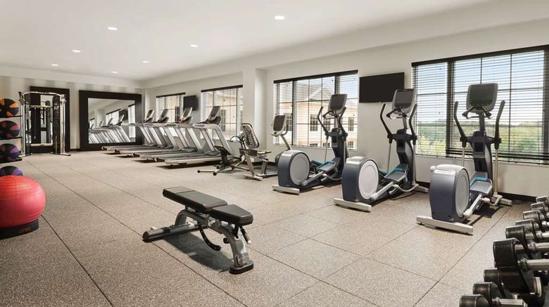 <b>Homewood Suites Charlotte/SouthPark Health</b>. Images powered by <a href="https://iceportal.shijigroup.com/" title="IcePortal" target="_blank">IcePortal</a>.