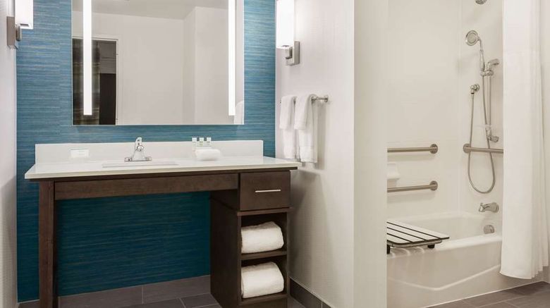 <b>Homewood Suites Charlotte/SouthPark Room</b>. Images powered by <a href="https://iceportal.shijigroup.com/" title="IcePortal" target="_blank">IcePortal</a>.