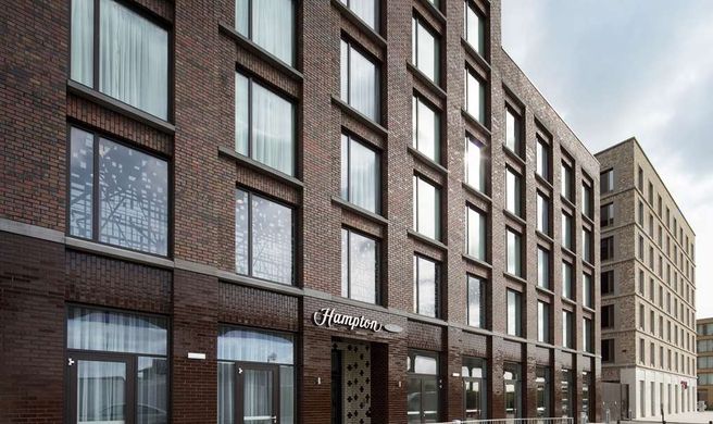 Hampton by Hilton London Excel Exterior
