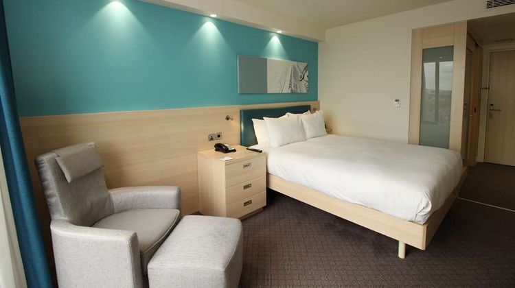 Hampton by Hilton London Excel Room