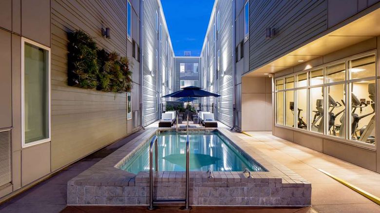 <b>Homewood Suites by Hilton French Quarter Pool</b>. Images powered by <a href="https://iceportal.shijigroup.com/" title="IcePortal" target="_blank">IcePortal</a>.