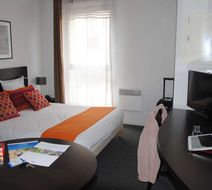 Nemea Nancy Appart Hotel Room