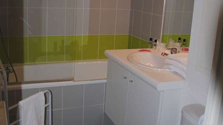 Nemea Nancy Appart Hotel Room
