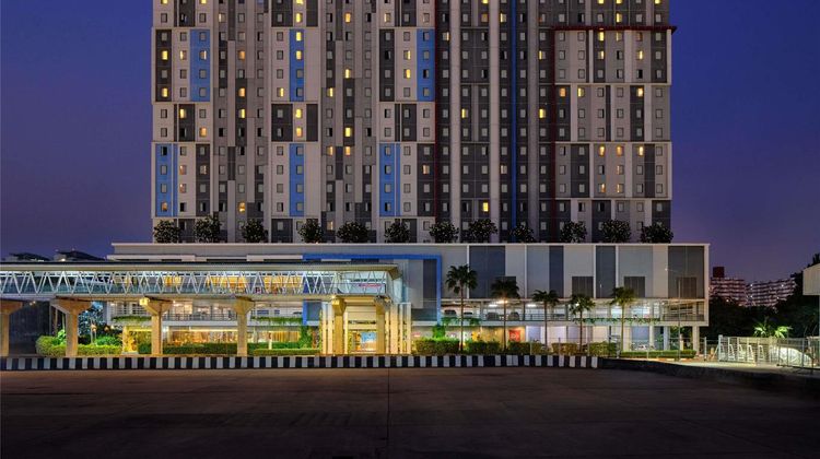 Ibis Bangkok Impact Hotel Exterior